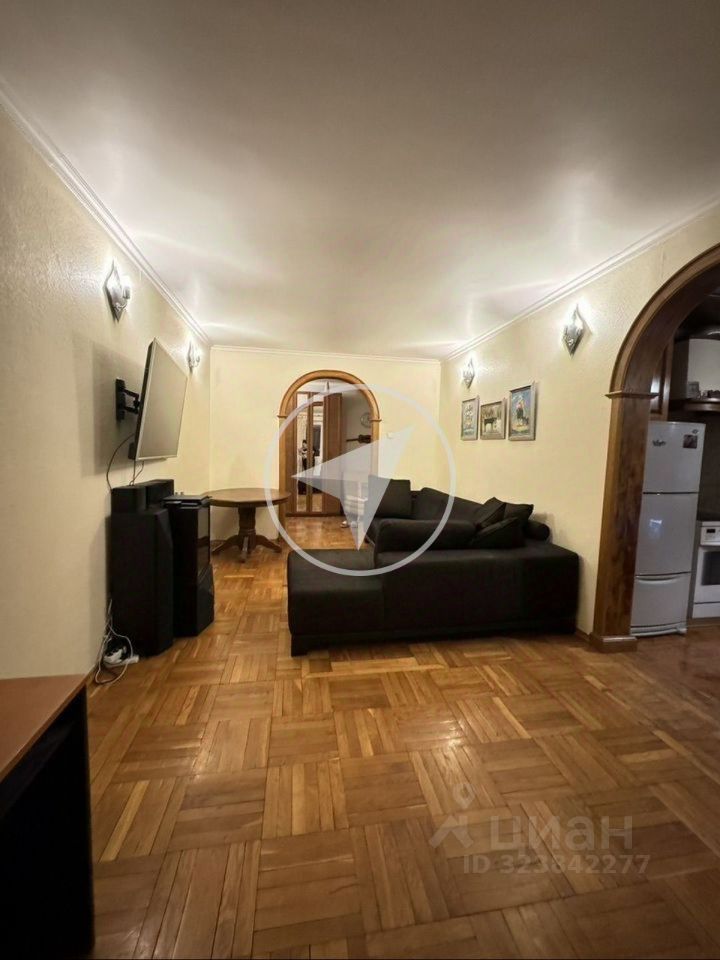 Продажа 3-комн квартиры на вторичном рынке Миклухо-Маклая улица, 30