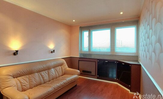 Продажа 3-комн квартиры на вторичном рынке ул Морской Пехоты,  д. 10,  к. 1