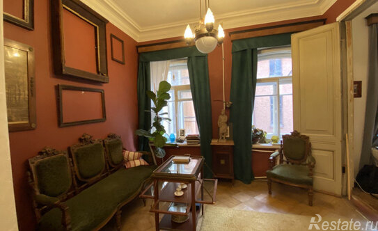 Продажа 4-комн квартиры на вторичном рынке Кронверкский пр-кт,  д. 59