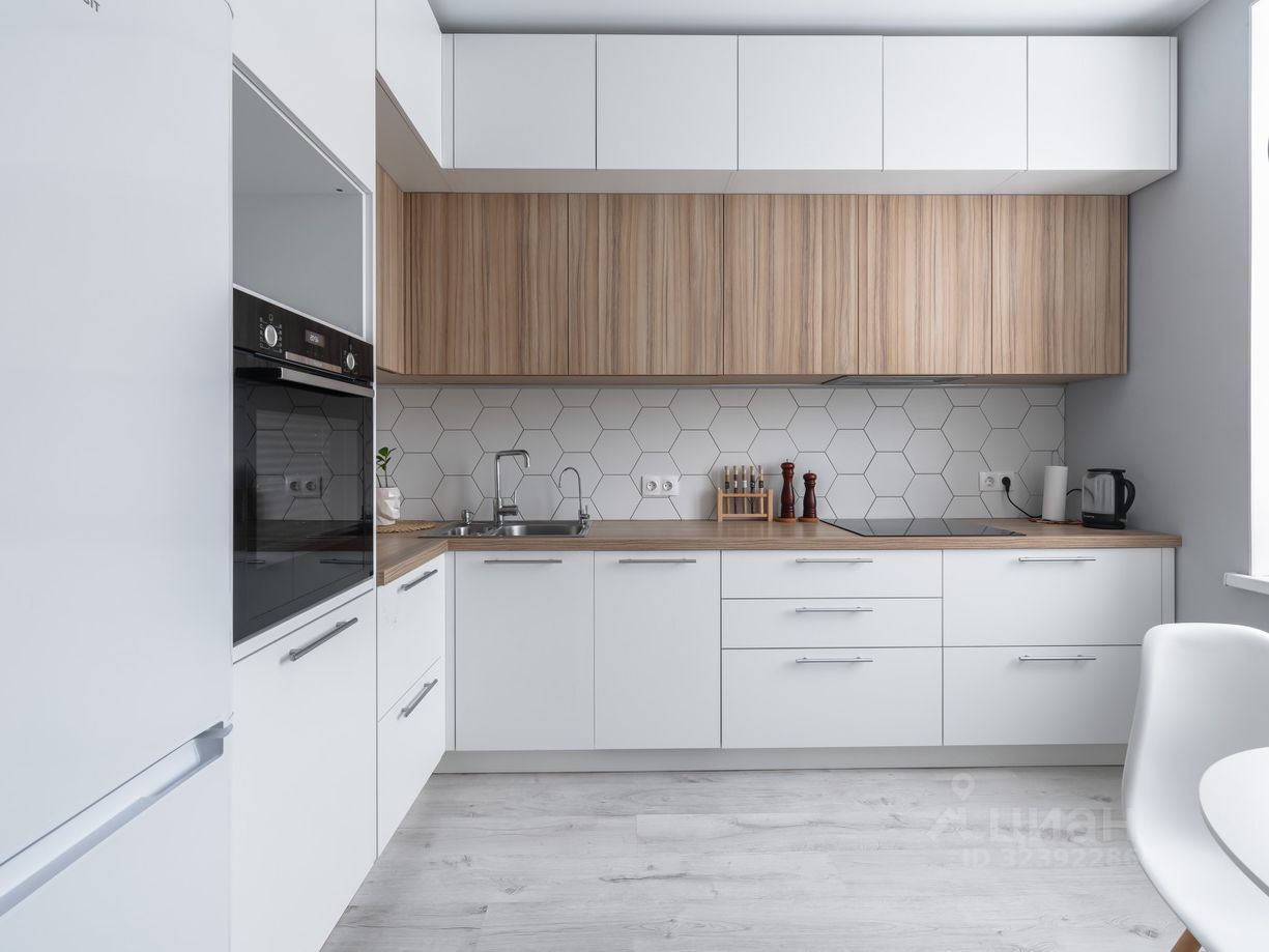 Аренда 3-комн квартиры на вторичном рынке Опалиха мкр, улица Пришвина, 6