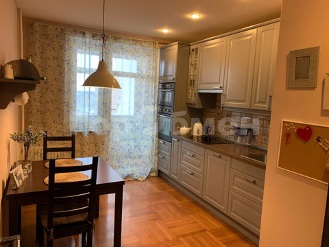 Продажа 2-комн квартиры на вторичном рынке Лобня, ул. Чехова,  д. 10