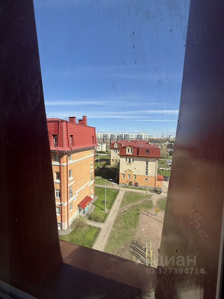 Продажа 2-комн квартиры на вторичном рынке Петергофское шоссе, 78к10