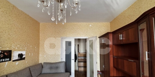 2-комн квартира Ельнинская улица,  д. 6