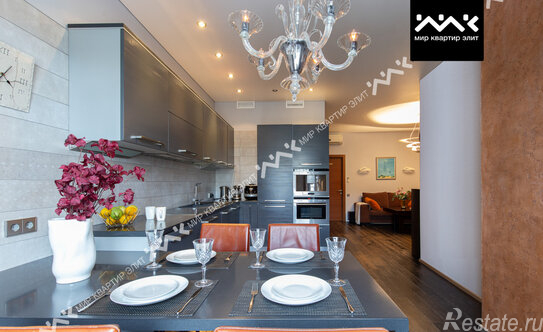 Продажа 3-комн квартиры на вторичном рынке Зверинская улица,  д. 22