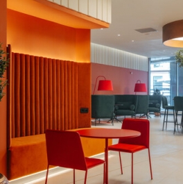 Продажа 2-комн квартиры на вторичном рынке улица Обручева,  д. 28Г с1