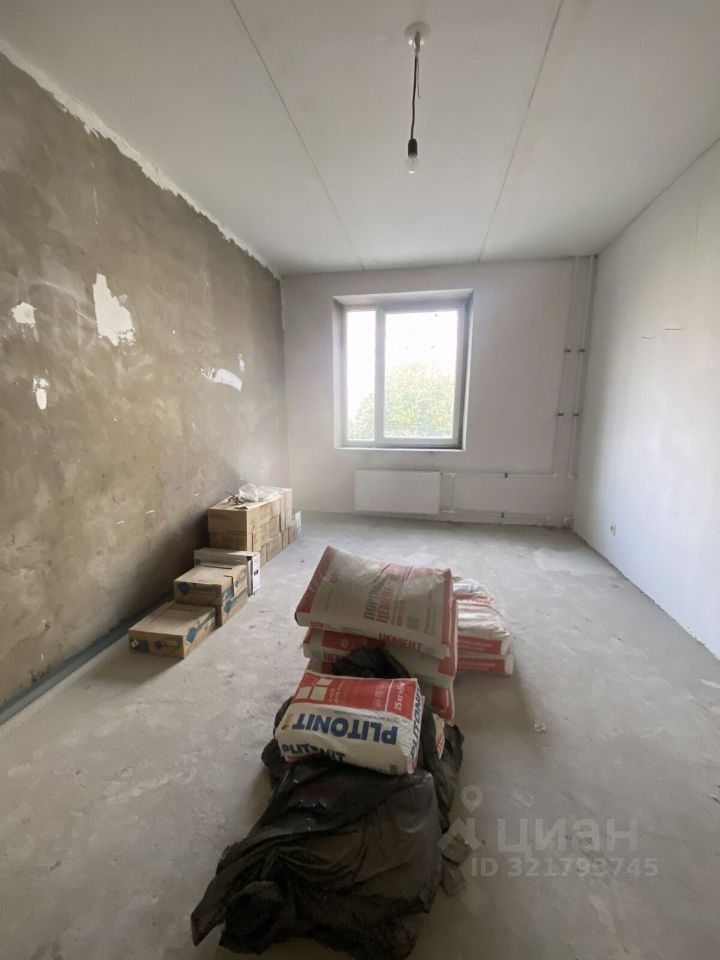 Продажа 1-комн квартиры на вторичном рынке пос. Шушары, Ленсоветовский тер., 27