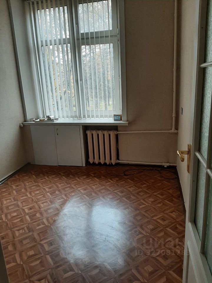 Продажа 2-комн квартиры на вторичном рынке Энгельса пр-кт,  д. 28