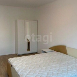 Продажа 2-комн квартиры на вторичном рынке Саларьевская ул,  д. 14 к2