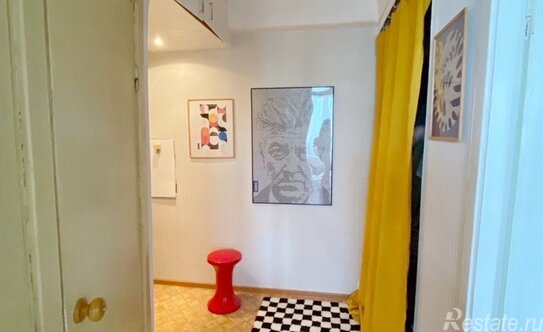 Продажа 1-комн квартиры на вторичном рынке Бассейная ул,  д. 81