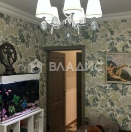 Продажа 4-комн квартиры на вторичном рынке Красногорск г, Авангардная ул,  д. 5