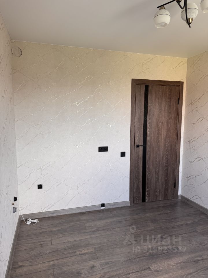 Продажа 3-комн квартиры на вторичном рынке Апрелевка, улица Горького, 34