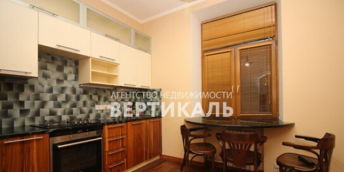 3-комн квартира улица Бориса Галушкина,  д. 17