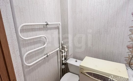 Продажа 1-комн квартиры на вторичном рынке Киришский район, улица Строителей,  д. 22