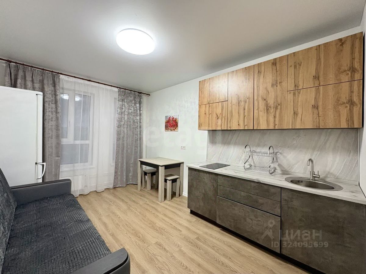 Аренда 1-комн квартиры на вторичном рынке Зенино ЖК Самолет мкр, Люберцы, улица Озерная,  д. 2