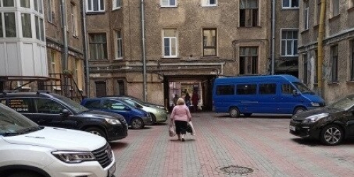 3-комн квартира Петрозаводская улица,  д. 20