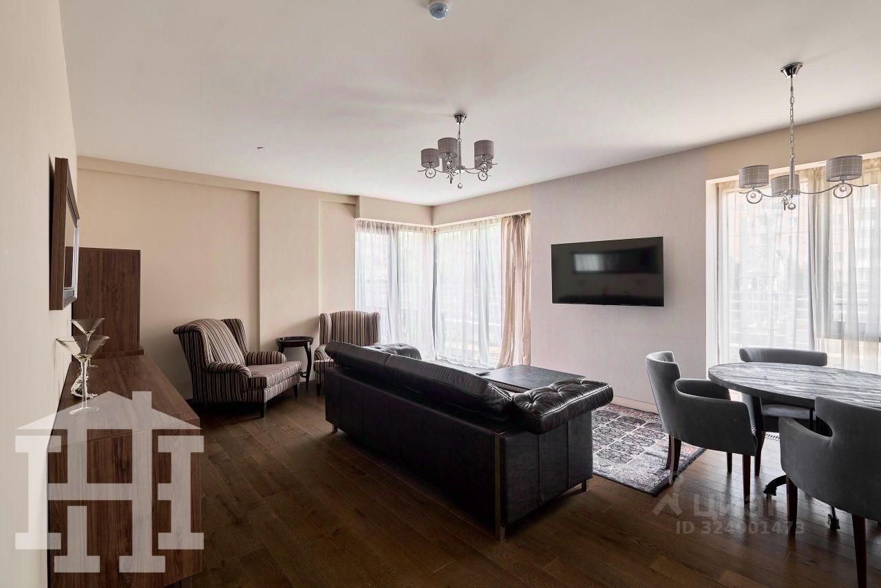 Продажа 3-комн квартиры на вторичном рынке Бумажный проезд, 4