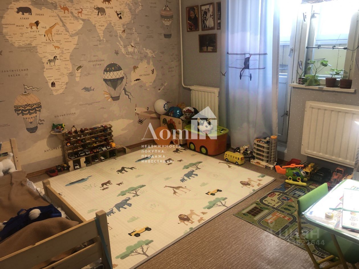 Продажа 3-комн квартиры на вторичном рынке улица Десантников, 14