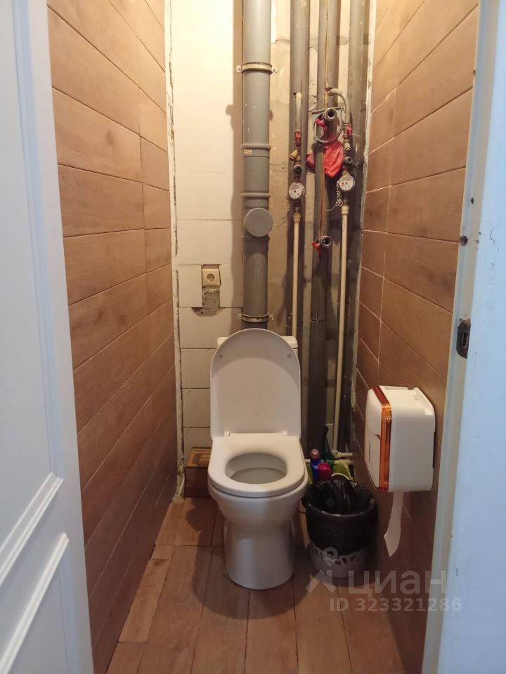 Продажа 2-комн квартиры на вторичном рынке Химки, улица Германа Титова, 3к1