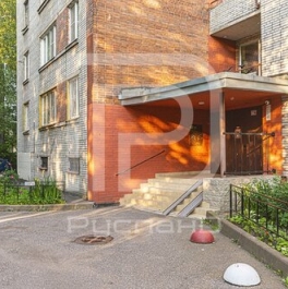 Продажа 2-комн квартиры на вторичном рынке Шаумяна пр-кт,  д. 58