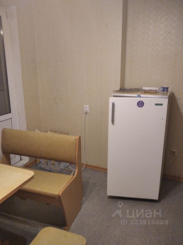 Продажа 3-комн квартиры на вторичном рынке Красное Село, улица Освобождения, 25к1