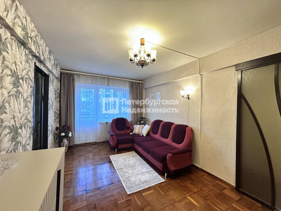 Продажа 2-комн квартиры на вторичном рынке пр-кт Мечникова,  д. 7