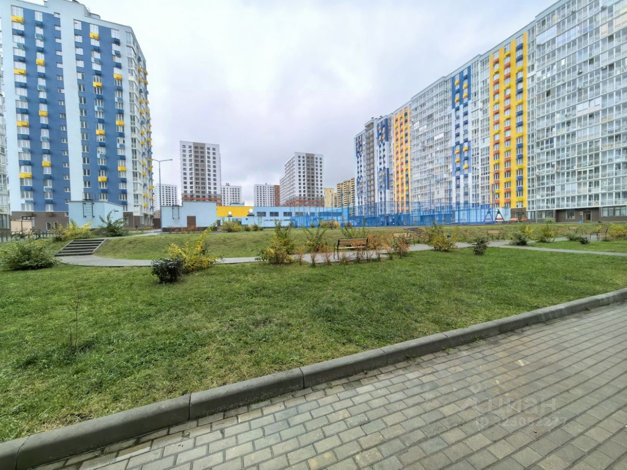 Продажа 1-комн квартиры на вторичном рынке Мытищи, проспект Астрахова, 7