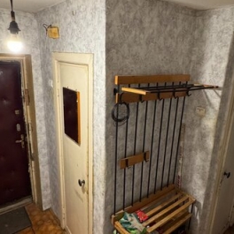 Продажа 3-комн квартиры на вторичном рынке ул Часовая,  д. 12