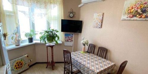 2-комн квартира улица Адмирала Лазарева,  д. 57
