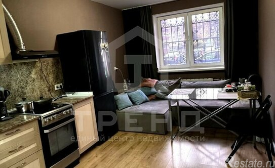 Продажа 1-комн квартиры на вторичном рынке Колпино г, Павловская ул,  д. 63,  к. 1