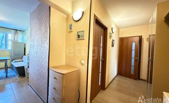 Продажа 3-комн квартиры на вторичном рынке Петергофское ш,  д. 11/21