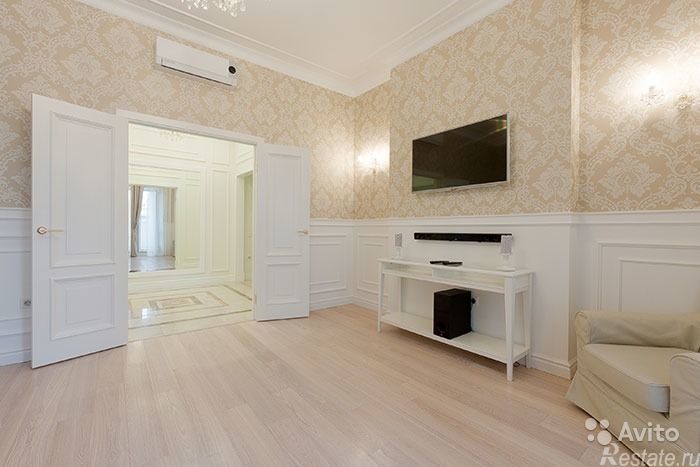 Аренда 2-комн квартиры на вторичном рынке Смольного ул,  д. 2