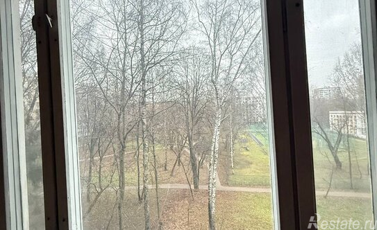 Продажа 2-комн квартиры на вторичном рынке Широкая улица,  д. 18