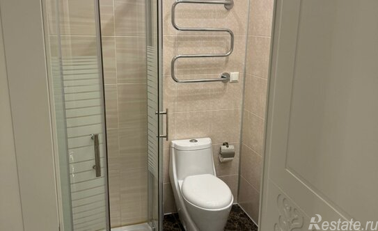 Продажа 2-комн квартиры на вторичном рынке Беринга ул,  д. 5