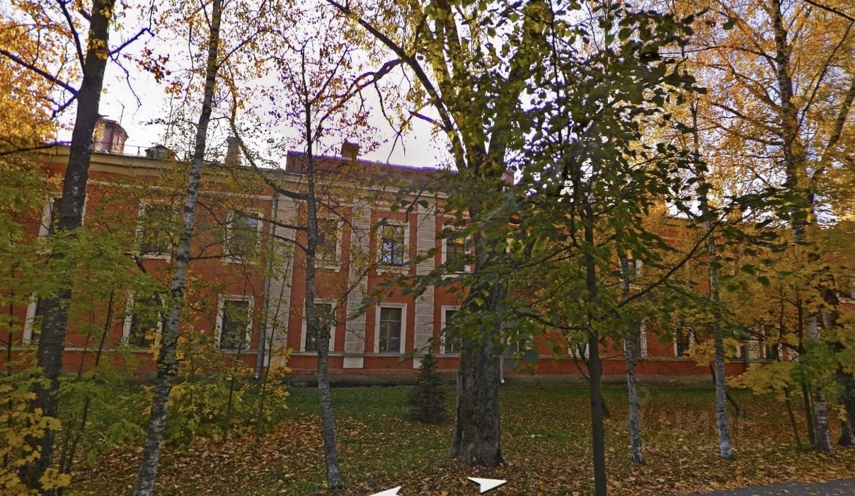 Продажа 3-комн квартиры на вторичном рынке Пушкин, Парковая улица, 48