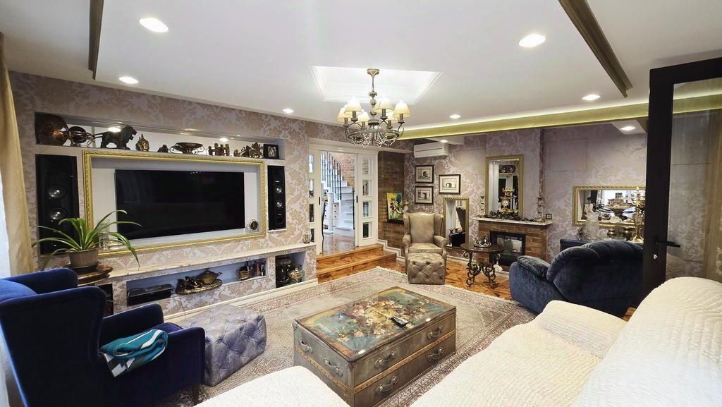 Продажа 3-комн квартиры на вторичном рынке Духовской переулок, 17С11