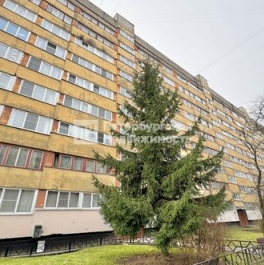 Продажа 3-комн квартиры на вторичном рынке Луначарского пр-кт,  д. 80 к4