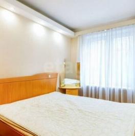 Продажа 2-комн квартиры на вторичном рынке улица Ленсовета,  д. 76