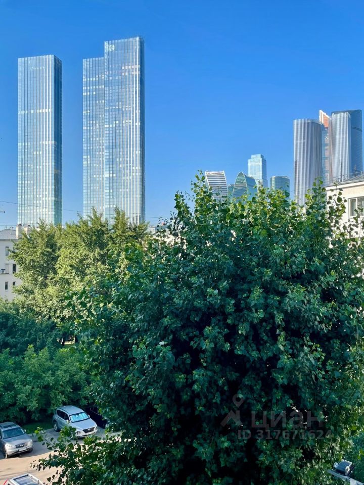 Продажа 3-комн квартиры на вторичном рынке улица Анны Северьяновой, 3С3