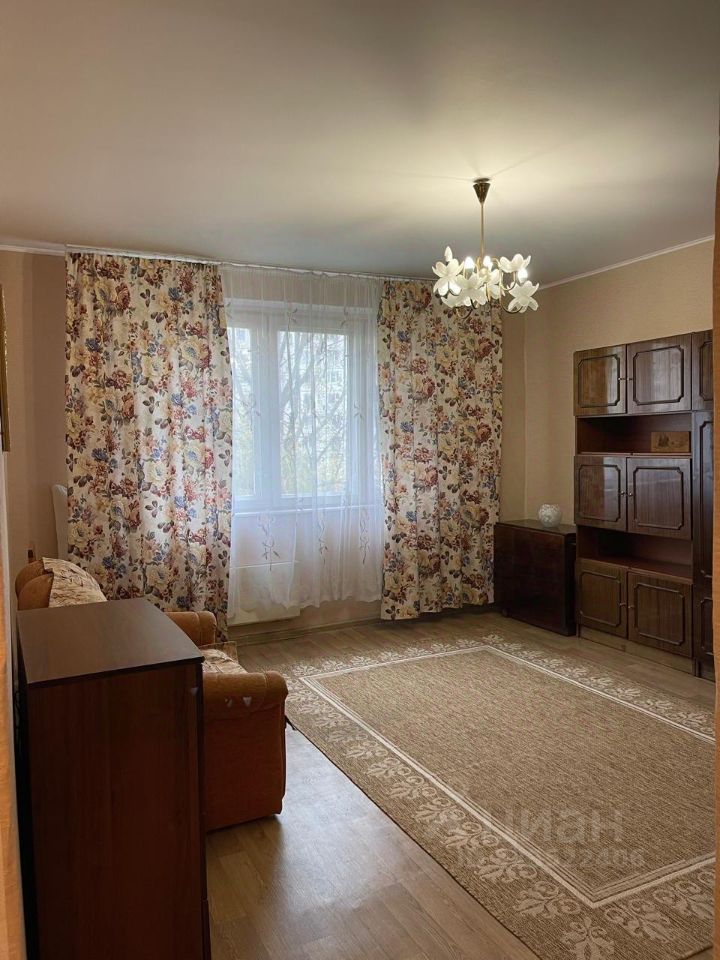 Аренда 1-комн квартиры на вторичном рынке улица Адмирала Лазарева, 72К1