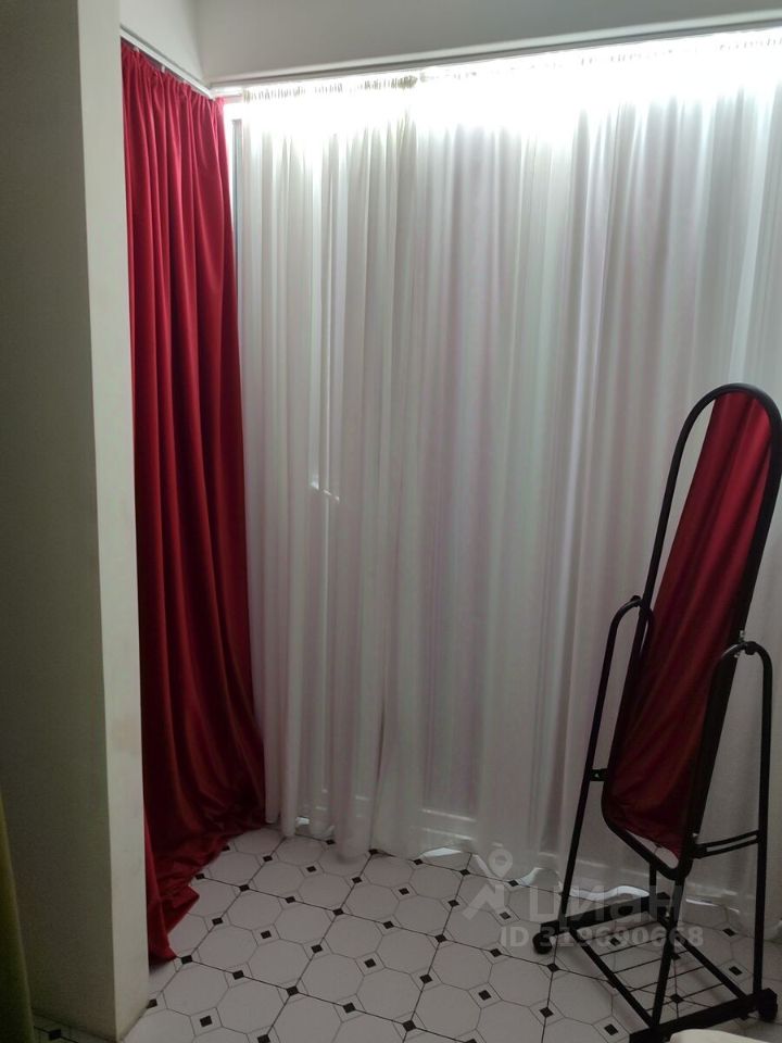 Продажа 3-комн квартиры на вторичном рынке проспект Славы, 7К2