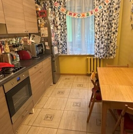 Продажа 1-комн квартиры на вторичном рынке ул Камчатская,  д. 6,  к. 1