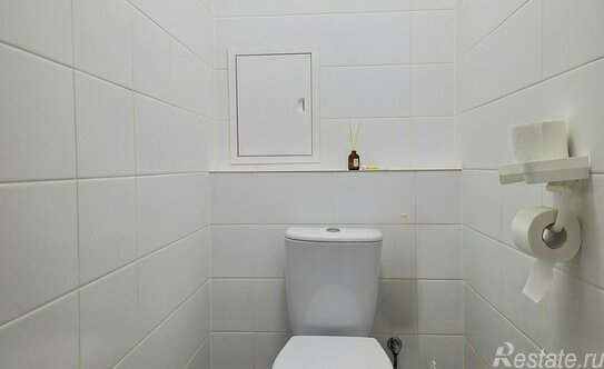 Продажа 3-комн квартиры на вторичном рынке ул Лобненская,  д. 13,  к. 2