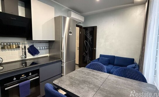 Продажа 2-комн квартиры на вторичном рынке улица Золоторожский Вал,  д. 8