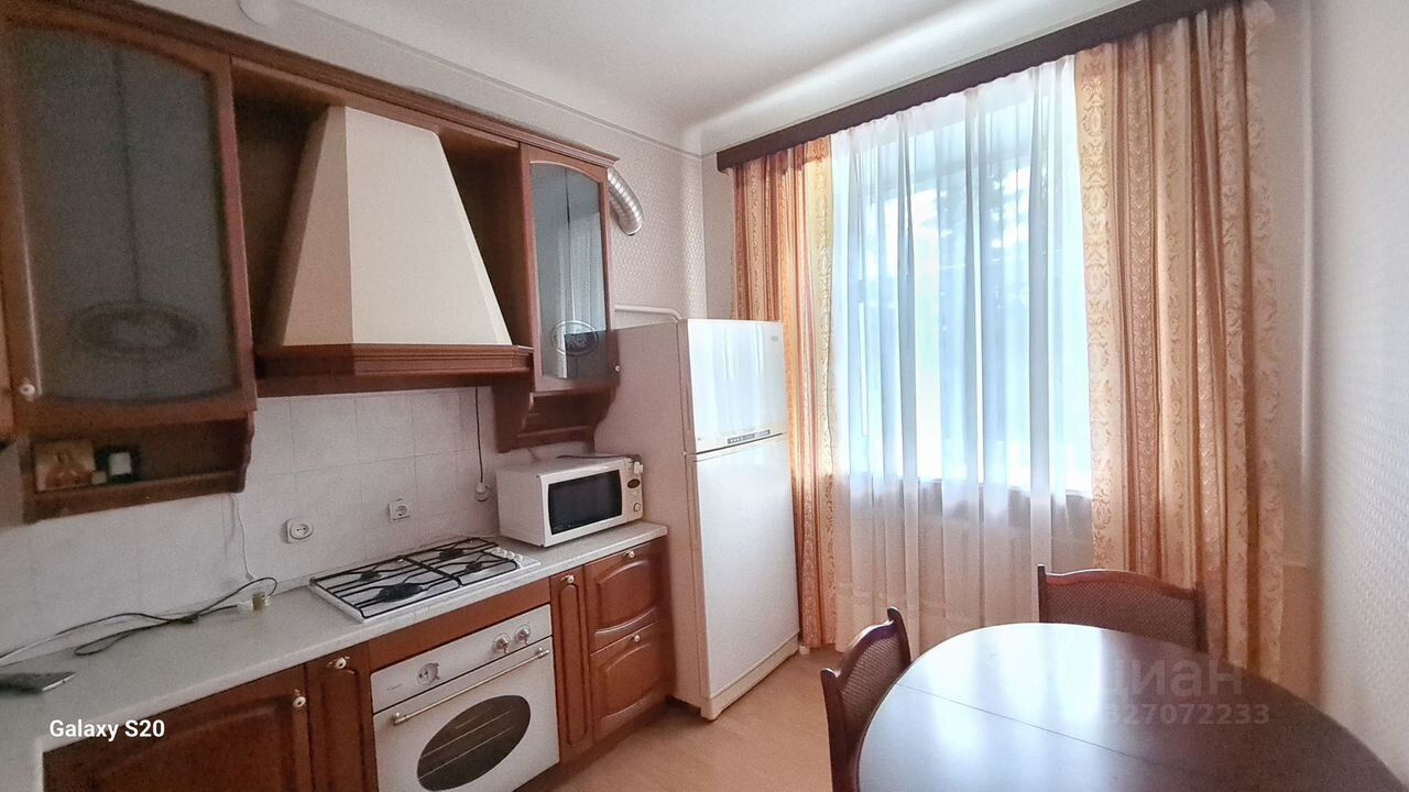 Продажа 3-комн квартиры на вторичном рынке Дмитров, Инженерная улица, 4