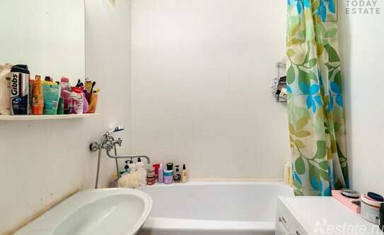 Продажа 1-комн квартиры на вторичном рынке Осташковская улица,  д. 26