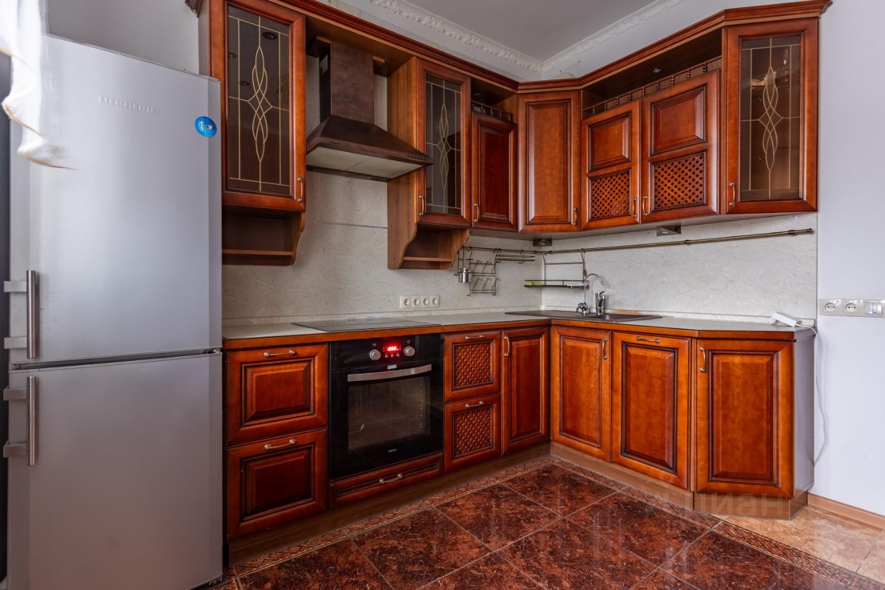 Аренда 2-комн квартиры на вторичном рынке улица Шкиперский проток, 20