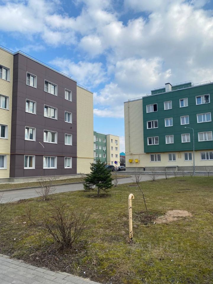 Продажа 2-комн квартиры на вторичном рынке д. Болтино, улица Баздырева, 11