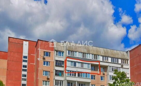 Продажа 4-комн квартиры на вторичном рынке улица Николая Старостина,  д. 7