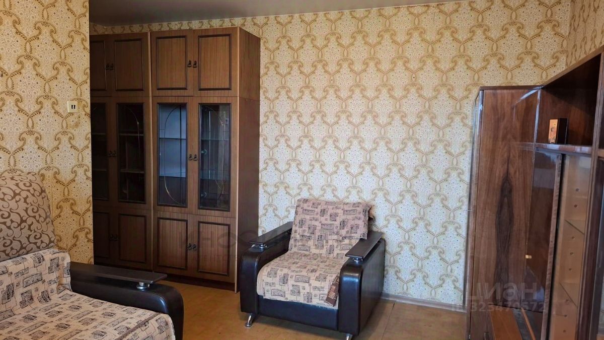 Продажа 2-комн квартиры на вторичном рынке улица Сталеваров, 10К1