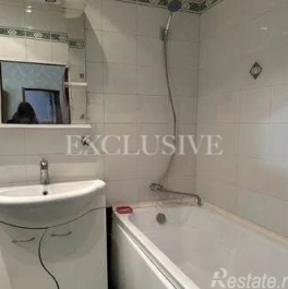 Продажа 2-комн квартиры на вторичном рынке Ломоносовский пр-кт,  д. 4 к1